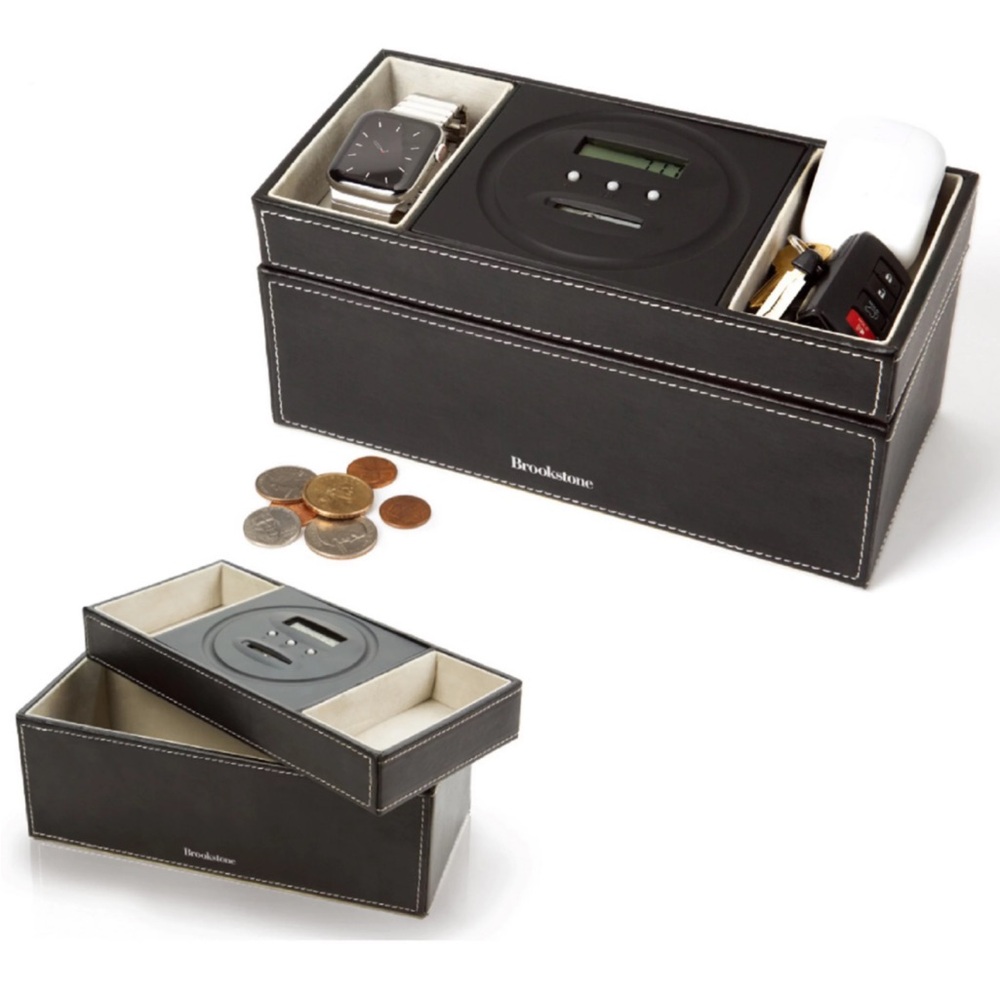 BROOKSTONE
Digital Coin Counter And Valet Tray